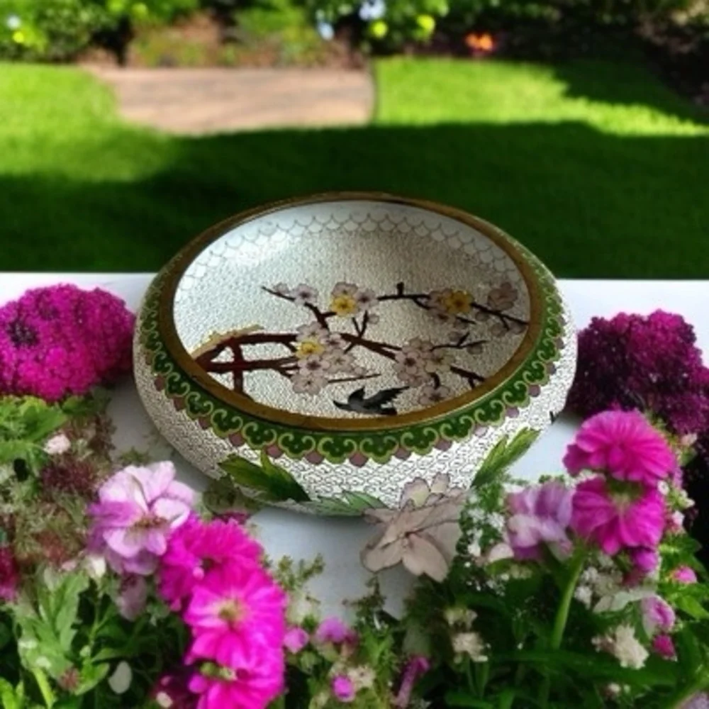 Antique Chinese Cloisonné Enamel Bowl Bird & Blossom White Decorative Bronze Art